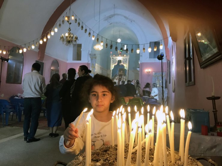 Cemaati olmayan kilisede 20 yıl aradan sonra ayin