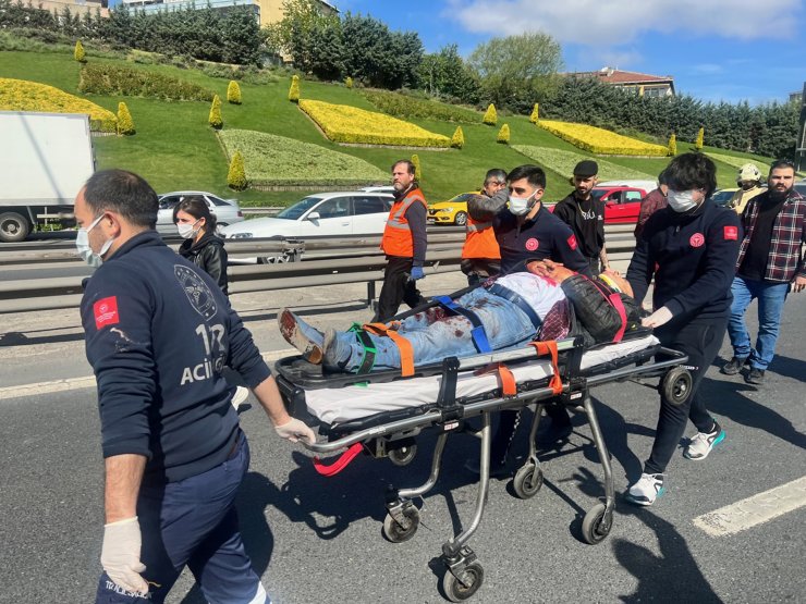 Direksiyon başında fenalaşan sürücü kaza yaptı