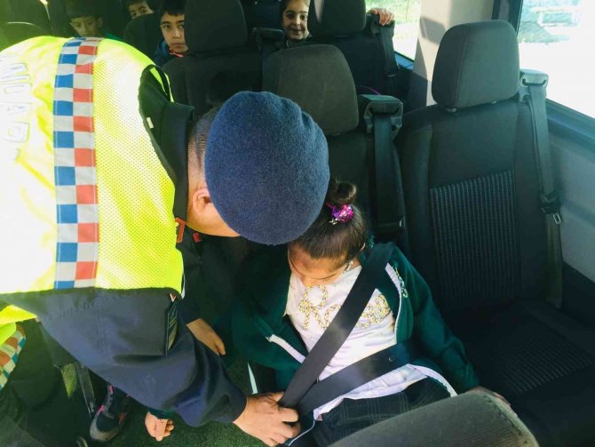 Jandarmadan okul servislerine yönelik denetim