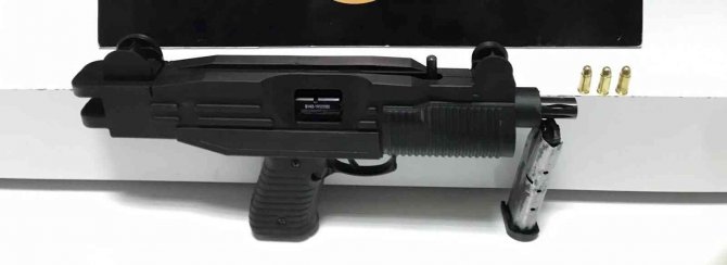 Kaçakçılar çok sayıda malzemeyle yakalandı