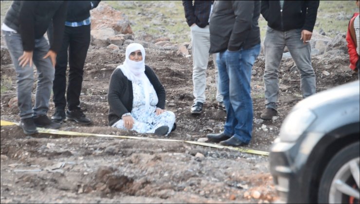 Kayıp genç otomobilde ölü bulundu