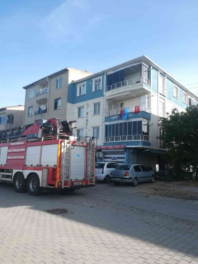 Korkutan ev yangını