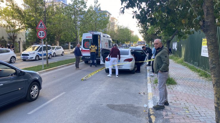 Otomobil sürücüsü silahlı saldırıda yaralandı