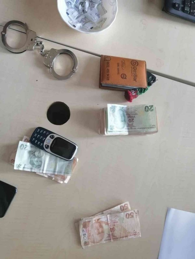 3 hırsızlık şüphelisi yakalandı