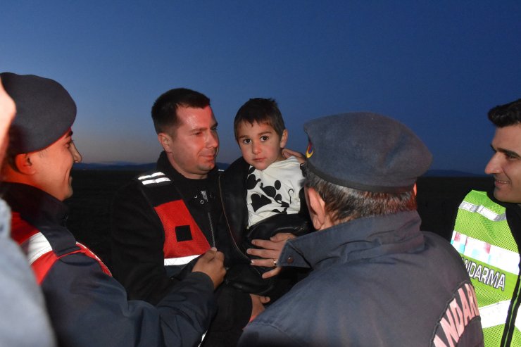 Aile mantar toplarken kaybolan Poyraz Efe 3 saat sonra bulundu