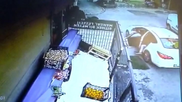 Bakkal soygunu kamerada