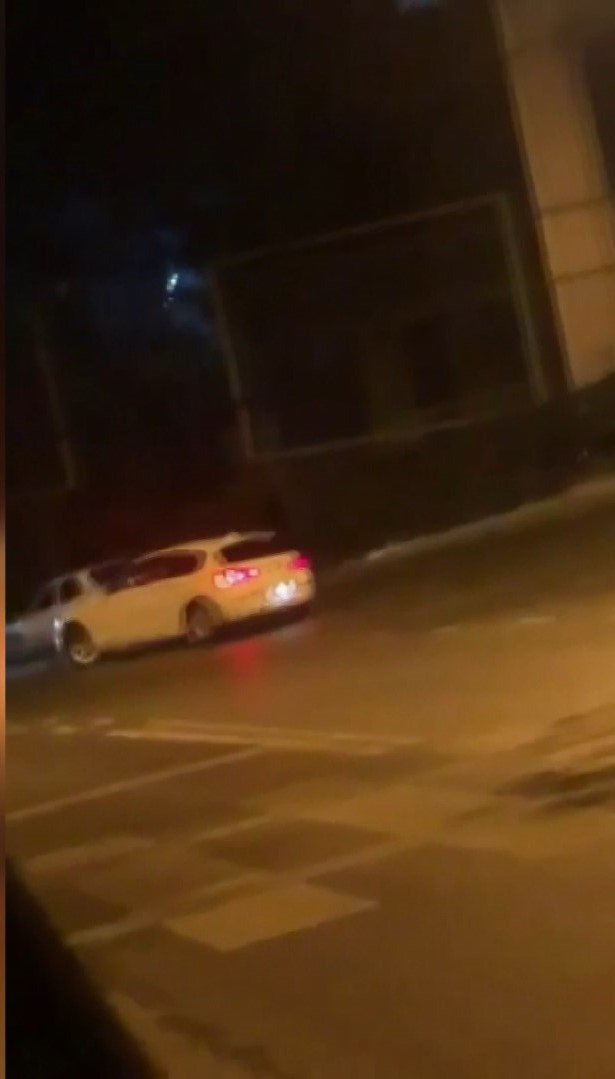 Drift yaptığı anları arkadaşına kaydettirdi