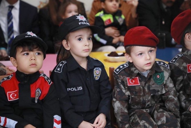 Hakkari’de çocuklar için trafik eğitimi alanı oluşturuldu