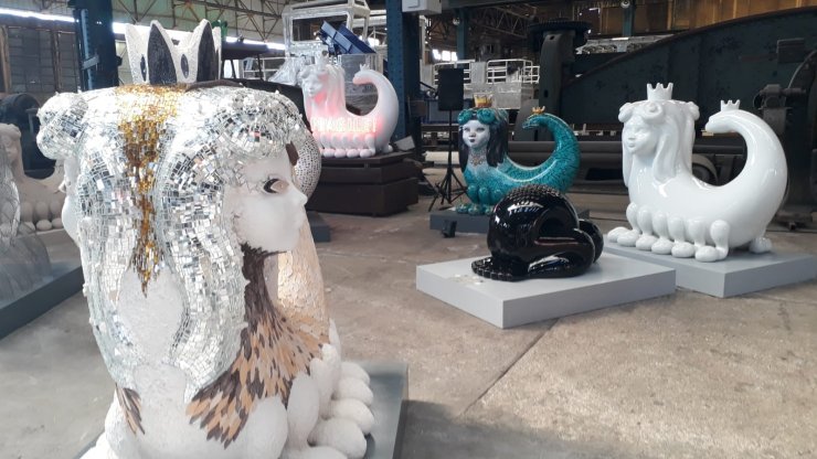 İstanbul'da 34 noktaya 34 şahmeran heykeli