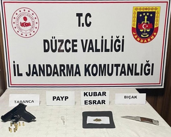 Jandarma uyuşturucuya geçit vermiyor