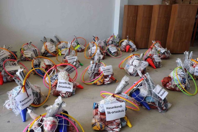 Okullara spor ve müzik aleti desteği