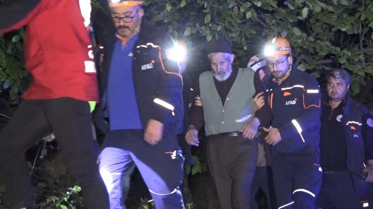 Ormanda kaybolan alzheimer hastası, akıllı saati sayesinde bulundu