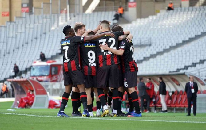 Süper Lig’de 4 takım düştü, gözler Avrupa kupalarında