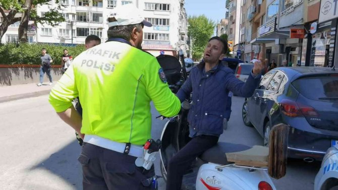 3 bin 287 TL ceza yiyen sürücü şov yaptı