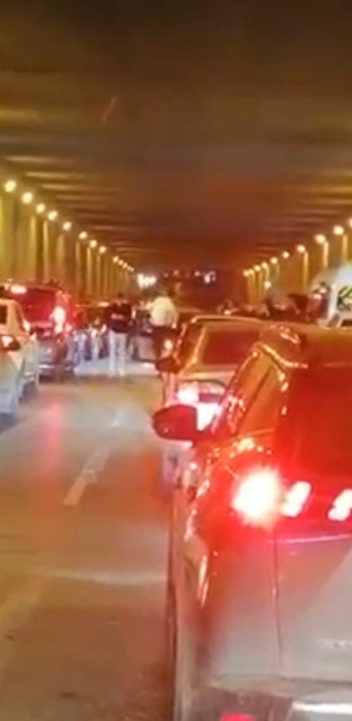 Asker uğurlamada, tünelde yol kesip havaya ateş açtılar