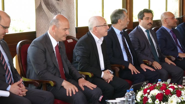 Bakan Soylu: Menderes, o adımı atmasaydı şuradakilerin yüzde 99'u kendi köyündeydi