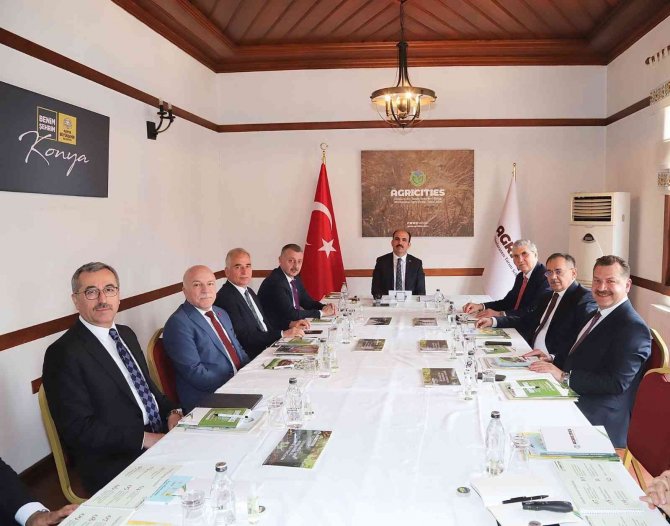 Başkan Altay: “Tarım konusunda çok önemli işler yapıyoruz”