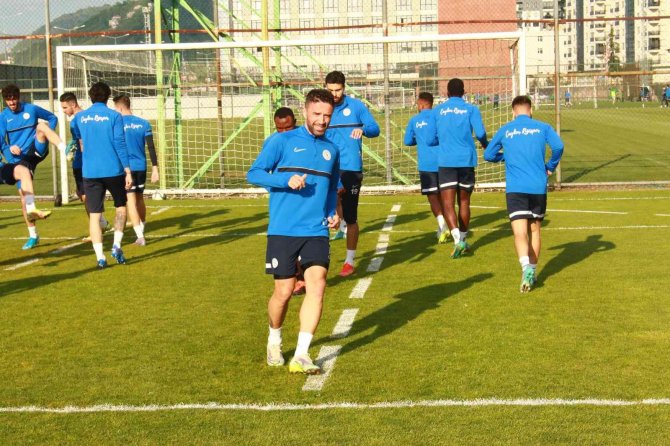 Çaykur Rizespor, Sivasspor hazırlıklarına başladı