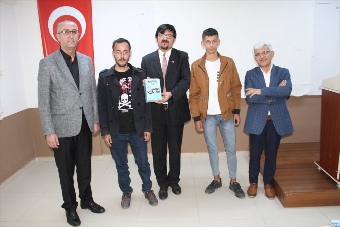 Yunak'ta Engelliler konferansı verildi