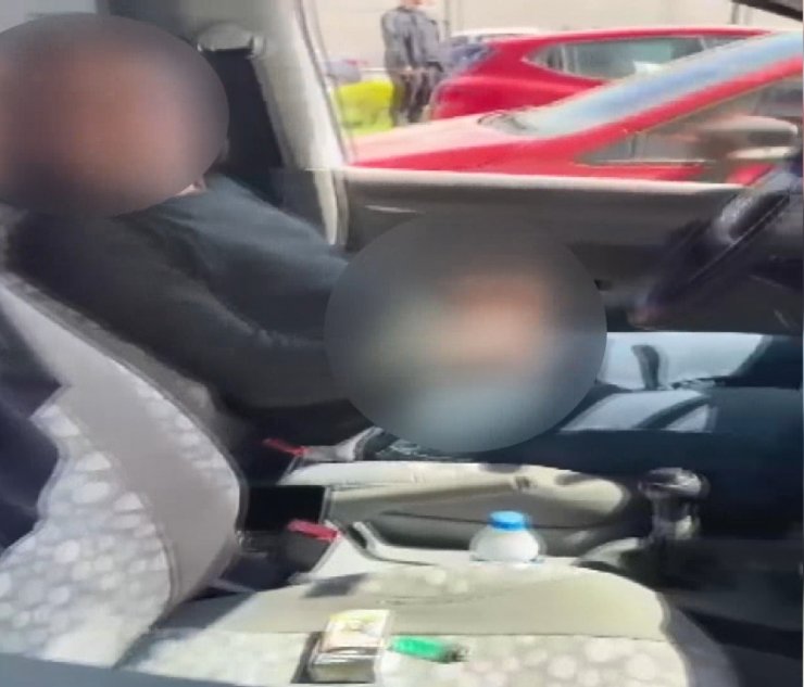 Hastane bahçesindeki teşhirciyi video kaydıyla ifşa etti