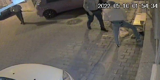 Hırsız suçüstü yakalandı: O anlar kamerada