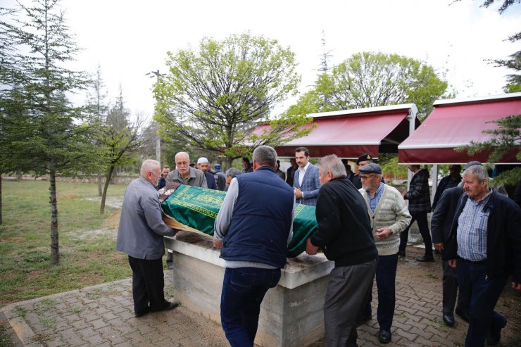 Jandarmayla diyalogları gündem olan 86 yaşındaki Tevhide Yalçın, vefat etti