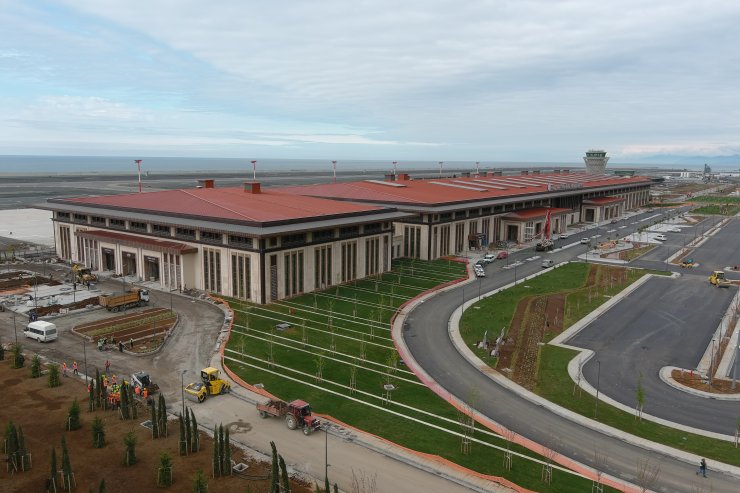 Rize-Artvin Havalimanı’nda test uçağı piste indi