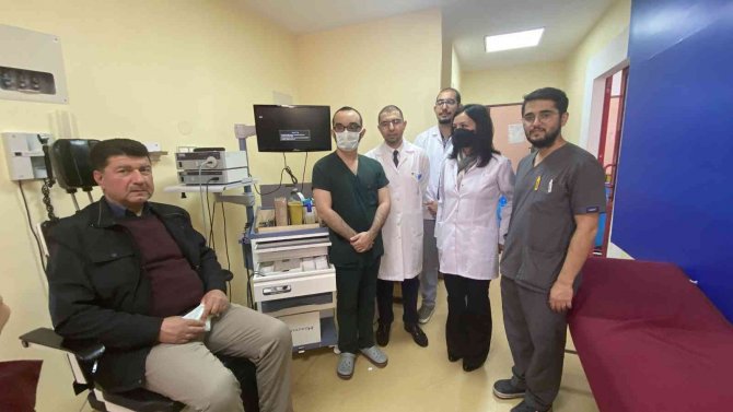 Ses kısıklığı şikayetiyle gittiği hastanede gırtlak kanseri olduğu ortaya çıktı