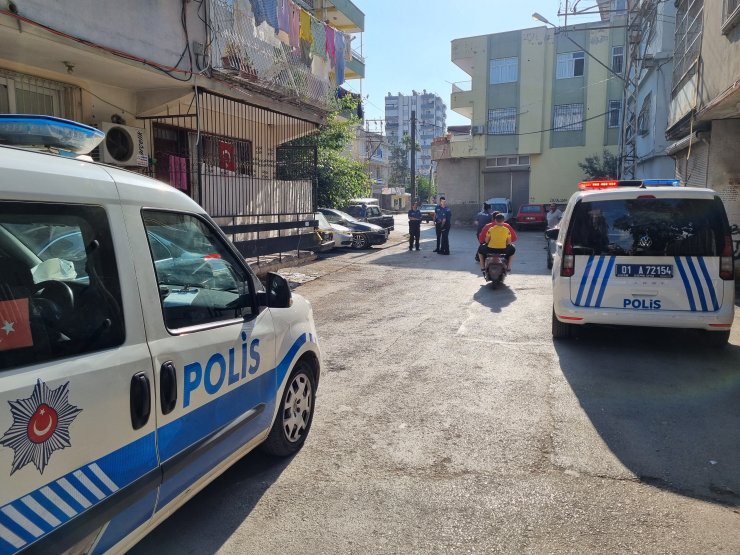 Sokak ortasında tabancayla vurularak öldürüldü