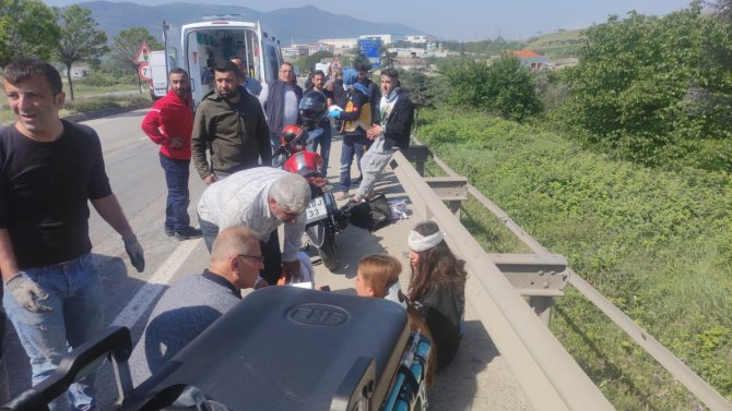 Sürücünün araçtan fırladığı kazada can pazarı