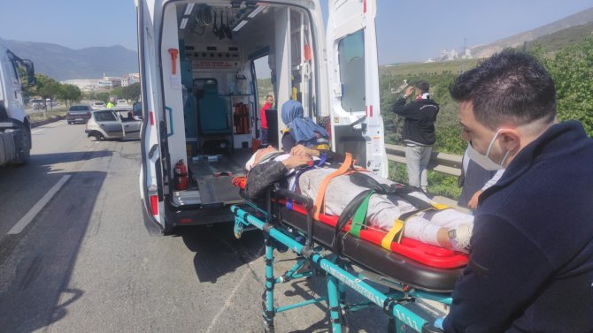 Sürücünün araçtan fırladığı kazada can pazarı