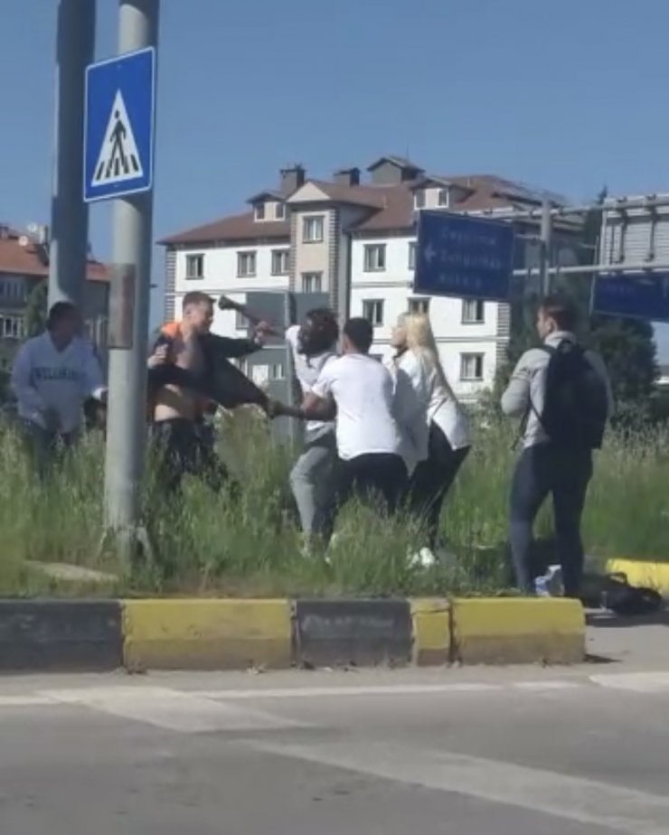 Yumruk yumruğa kavga kamerada