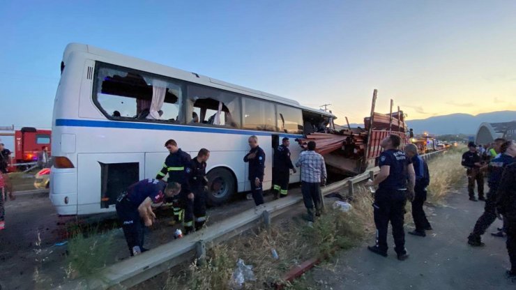 Kazada ölü sayısı 2'ye yükseldi