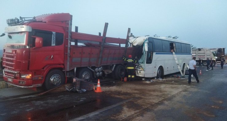 Kazada ölü sayısı 2'ye yükseldi
