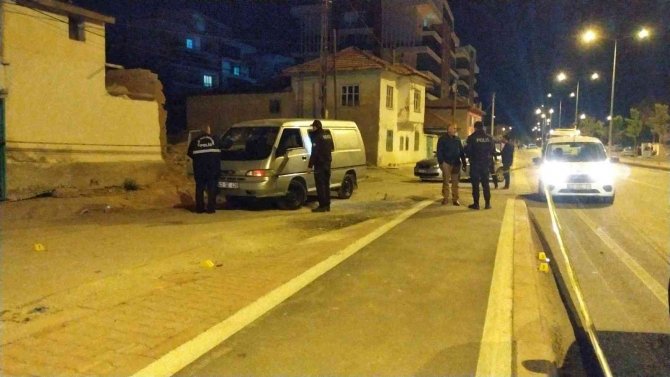 Konya’da sokak ortasında silahlı kavga: 3 yaralı