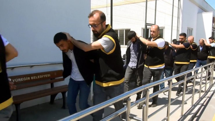 Kumar kavgasında kurşunlardan zıplayarak kurtulmaya çalıştı