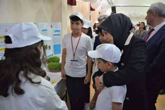 Öğrenciler yeteneklerini sergiledi