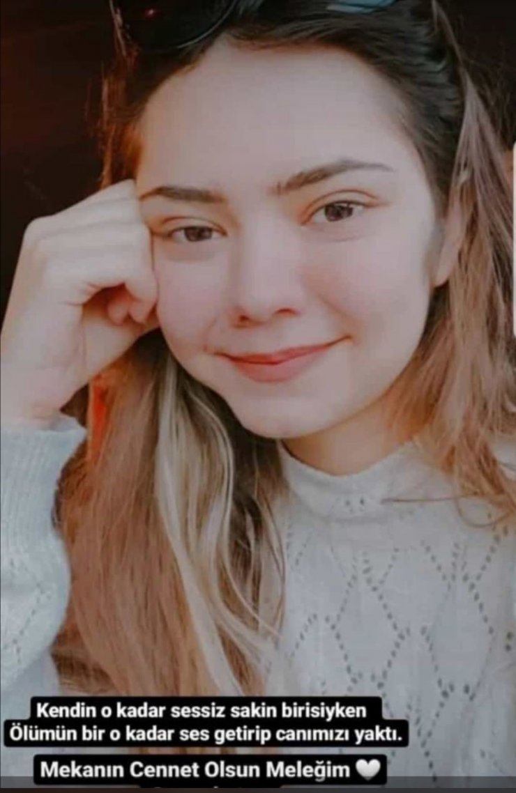 Otomobil üniversiteli öğrencilere çarptı:1 ölü 1 yaralı