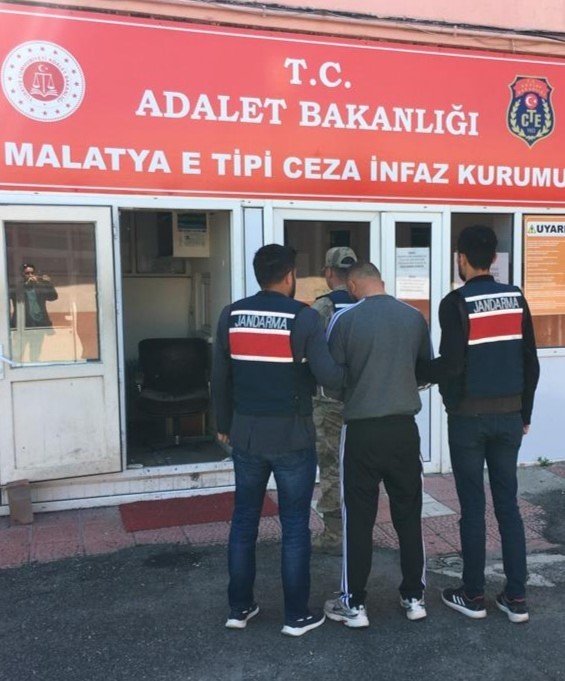 Aranan zanlı JASAT’tan kaçamadı