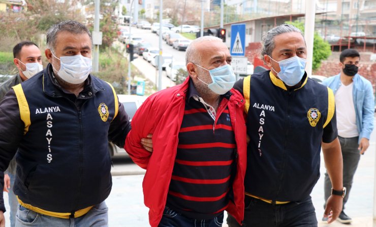 Boşanmak isteyen eşini öldüren sanığa ağırlaştırılmış müebbet