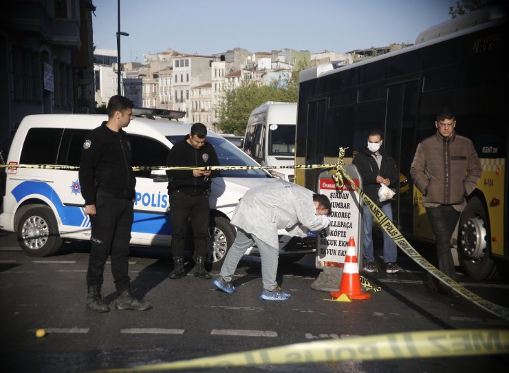 Kardeşlerin "omuz atma" kavgası
