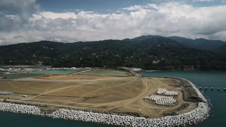 Mimar Sinan tekniği uygulanan denize dolgu havalimanı açılıyor