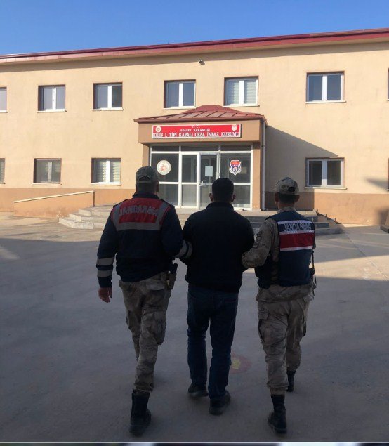 PKK operasyonunda 2 tutuklama