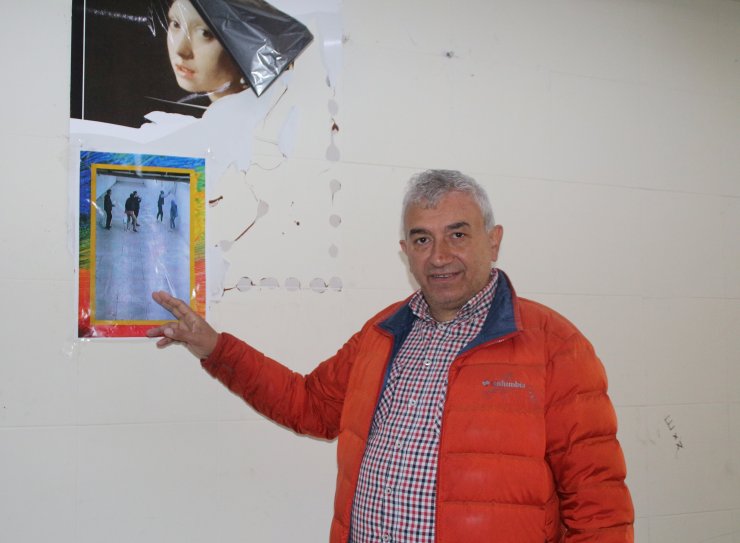 Alt geçide, çöp atan ve tuvaletini yapanların fotoğrafları asıldı