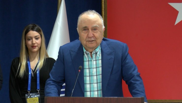 Bakan Adil Karaismailoğlu 'Lojistik Forum 2022’de öğrencilerle bir araya geldi