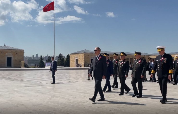 Bakan Akar, OYAK Genel Kurulu'na katıldı