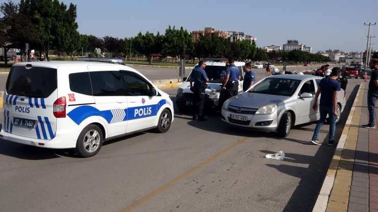 Kesinleşmiş hapis cezası bulunan hükümlü ters yöne girince kaçamadı