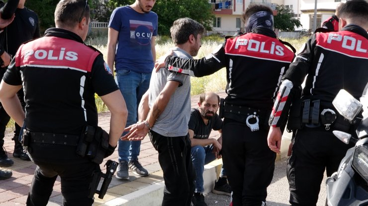 Kesinleşmiş hapis cezası bulunan hükümlü ters yöne girince kaçamadı