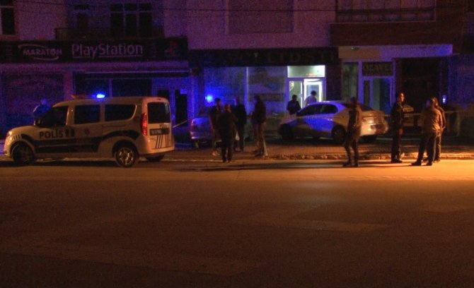 Konya'da husumetli şahıslar arasındaki sözlü tartışma silahlı kavgaya dönüştü: Yaralılar var