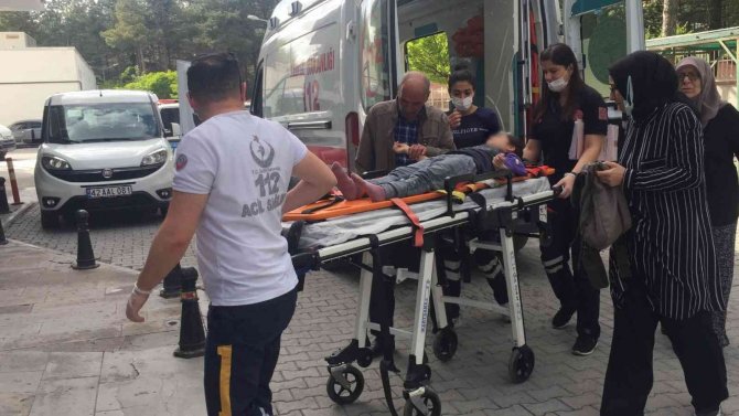 Konya'da yola fırlayan çocuğa otomobil çarptı